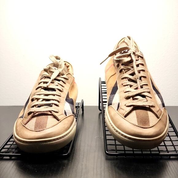 *BURBERRY* NOVA CHECK *PLAID* CANVAS *LEATHER CAP TOE* WOMAN'S SIZE 40 SNEAKERS - Picture 2 of 16